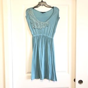 ☀️SALE! Flowy embroidered dress